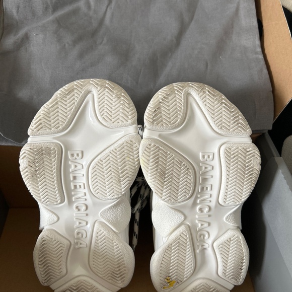 Toddler Balenciaga Triple Sole - Picture 3 of 7